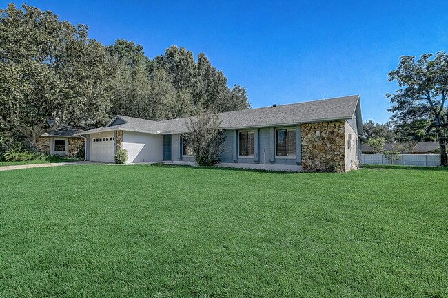 Building Photo - 6320 Edge O Grove Cir