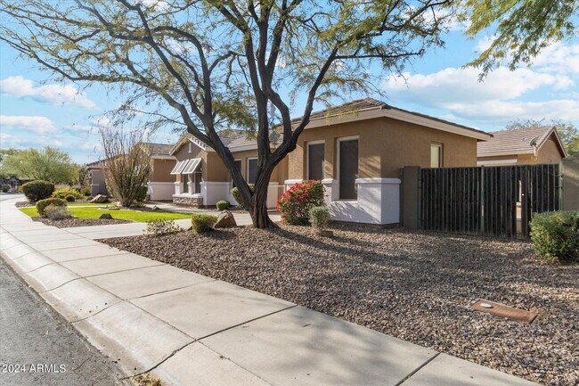 Foto del edificio - 40504 N Copper Basin Trail