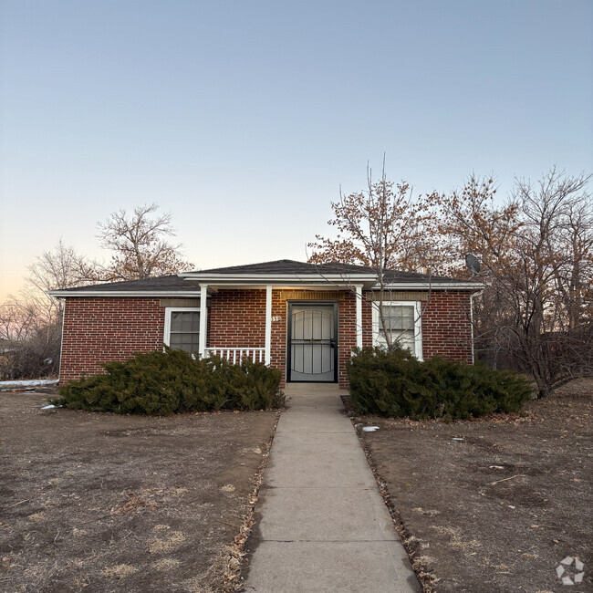 Building Photo - 3038 N Milwaukee St