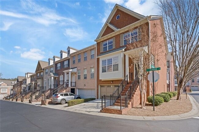 Building Photo - 2763 Durham Dr NE