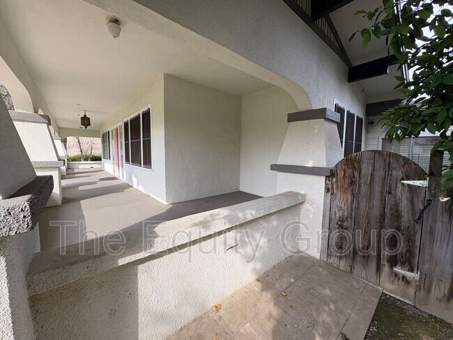 Foto del edificio - 1410 W Main St