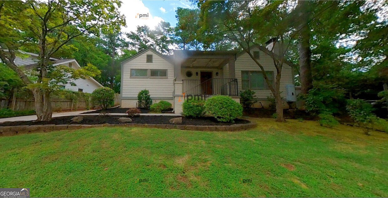 Foto principal - 2221 Melante Dr NE