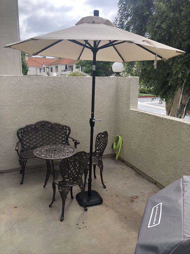 Photo - 4240 Lost Hills Rd (Agoura Hills, CA) Apartment