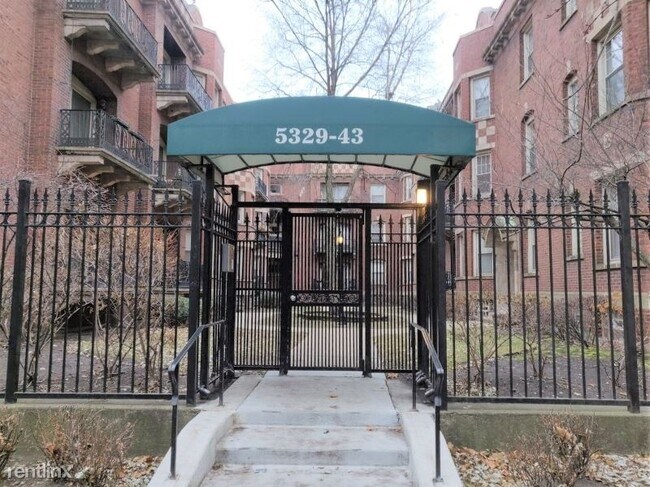 Foto del edificio - 5335 S Harper Ave