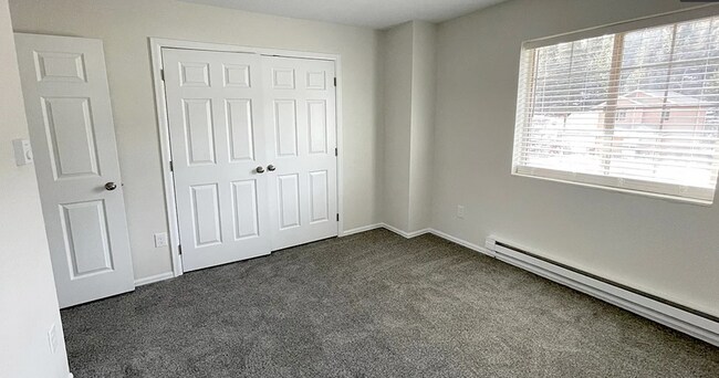 Foto del edificio - Single-family home in Alma! Income Restricted, available 5/8/2026