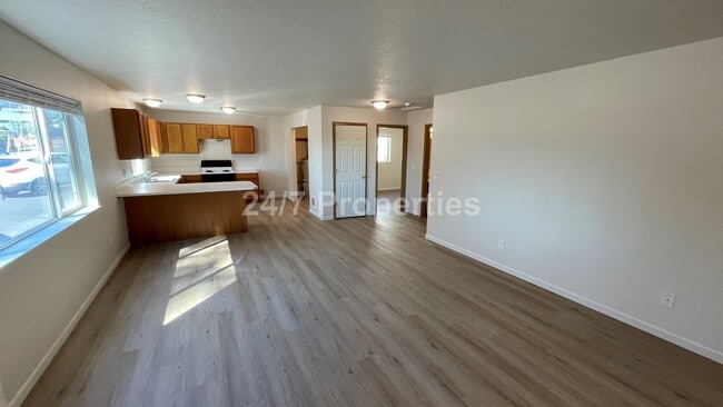 2025-845MF - 2025-845MF Apartment