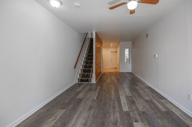 Photo - 17 E Ashmead St (Philadelphia, PA) House