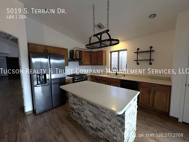 Foto del edificio - 5019 S Terrain Dr