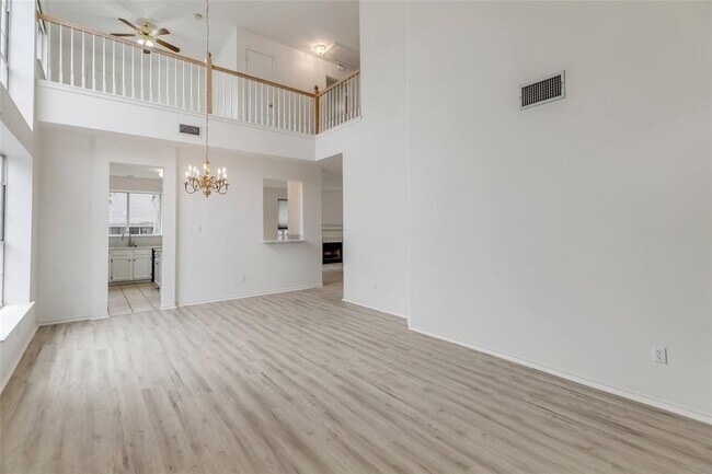 Foto del edificio - 1805 White Oak Loop