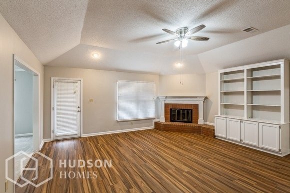 Building Photo - SELF TOUR NOW! - 8705 Herring Cv, Cordova,...