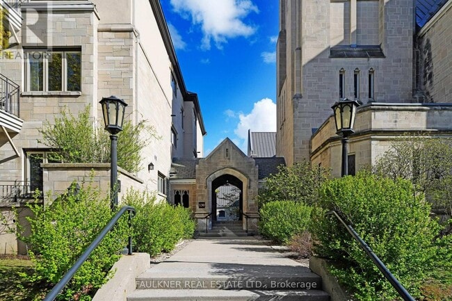 Building Photo - 130 Glebe Ave