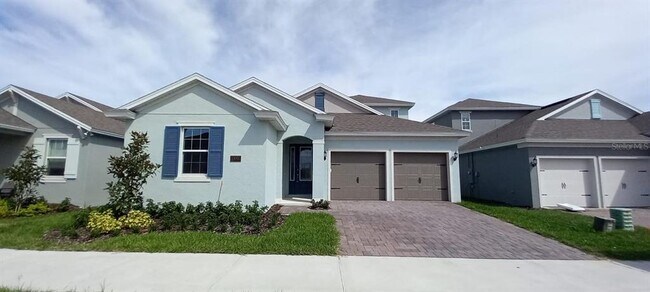 Building Photo - 15062 Lake Bessie Loop