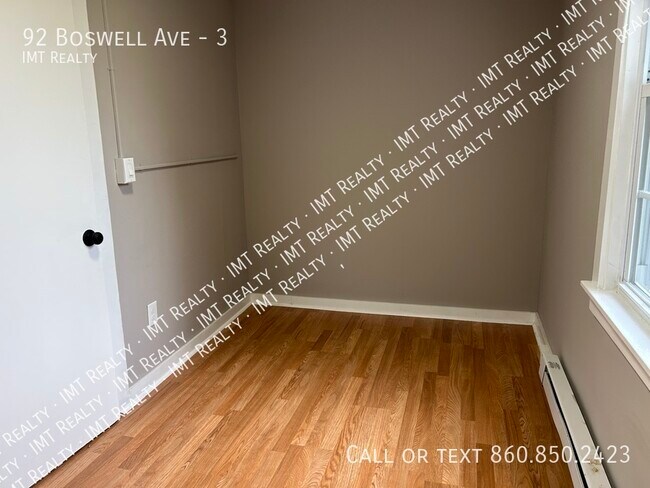 Building Photo - 92 Boswell Ave