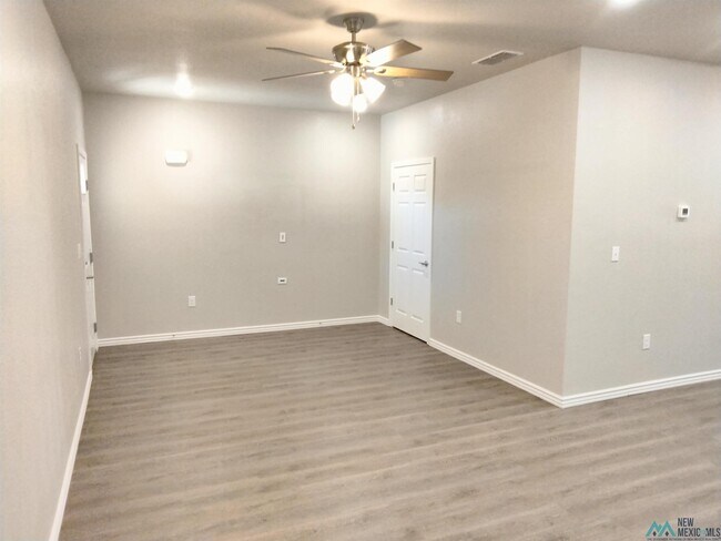 Foto del edificio - 1308 Sonora Rd