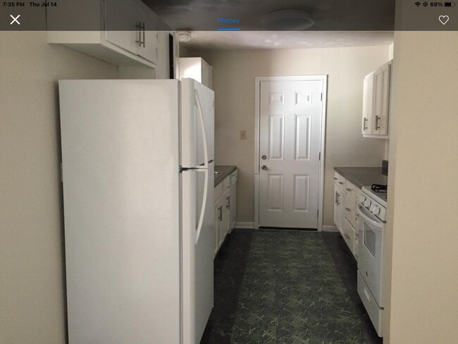 Foto del edificio - 3865 Bellgreen Pl
