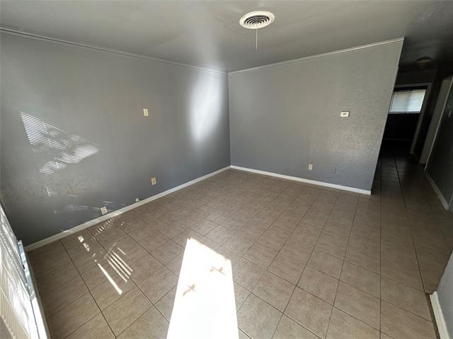 Foto del edificio - 4749 Forest Wood Dr