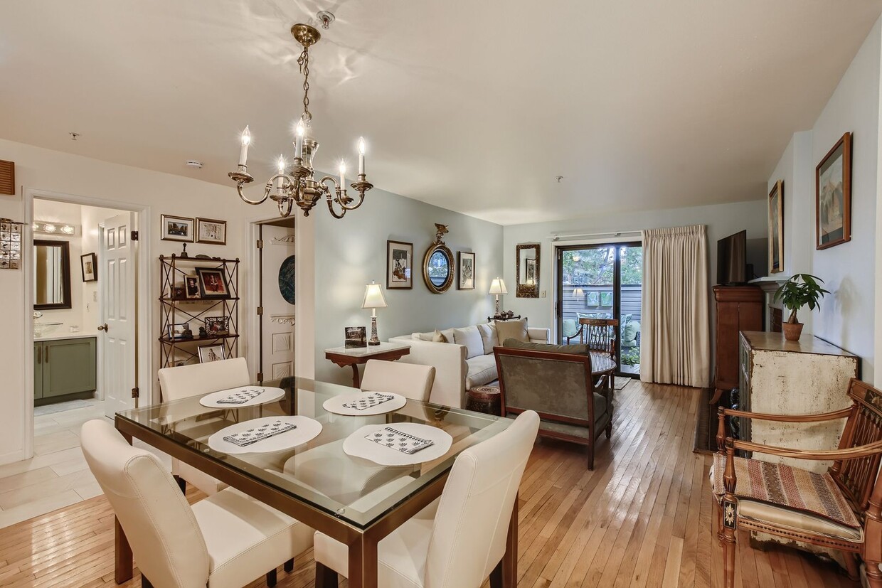 Primary Photo - Ideal Downtown 1 BDR Close to Shops & Trails