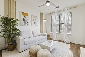 Building Photo - 5445 Town and Country Blvd