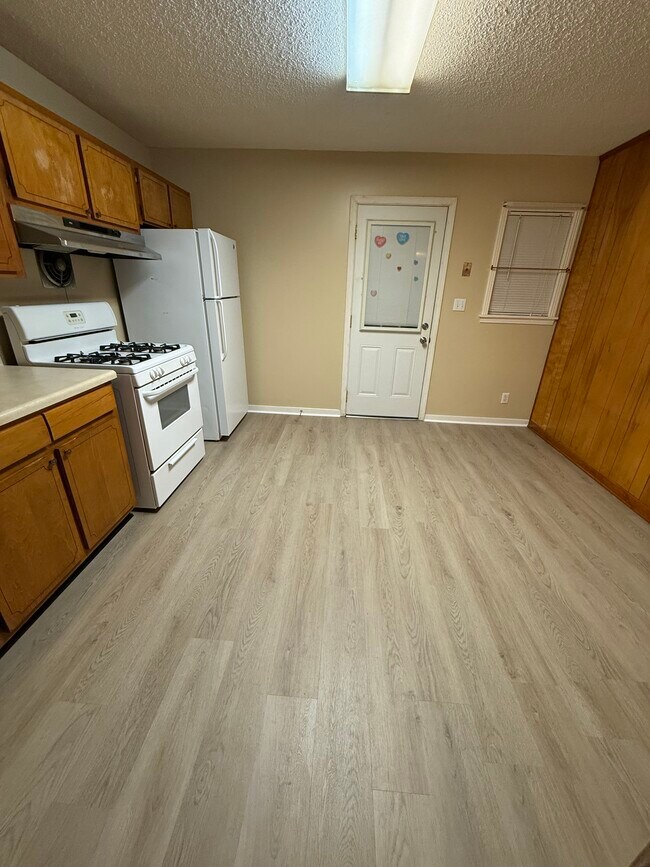 Foto del edificio - 29 Kemmons Dr