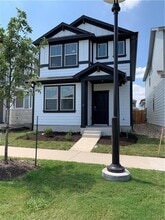 Building Photo - 2040 Arendale Dr