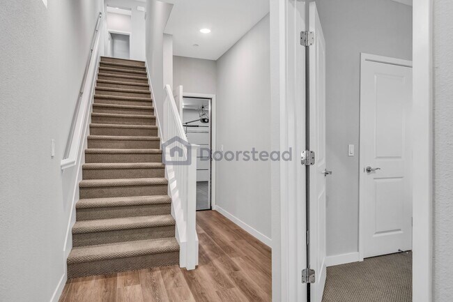Building Photo - 2618 Gimelli Way