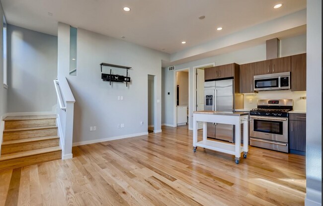 Foto del edificio - 2331 Glenarm Pl