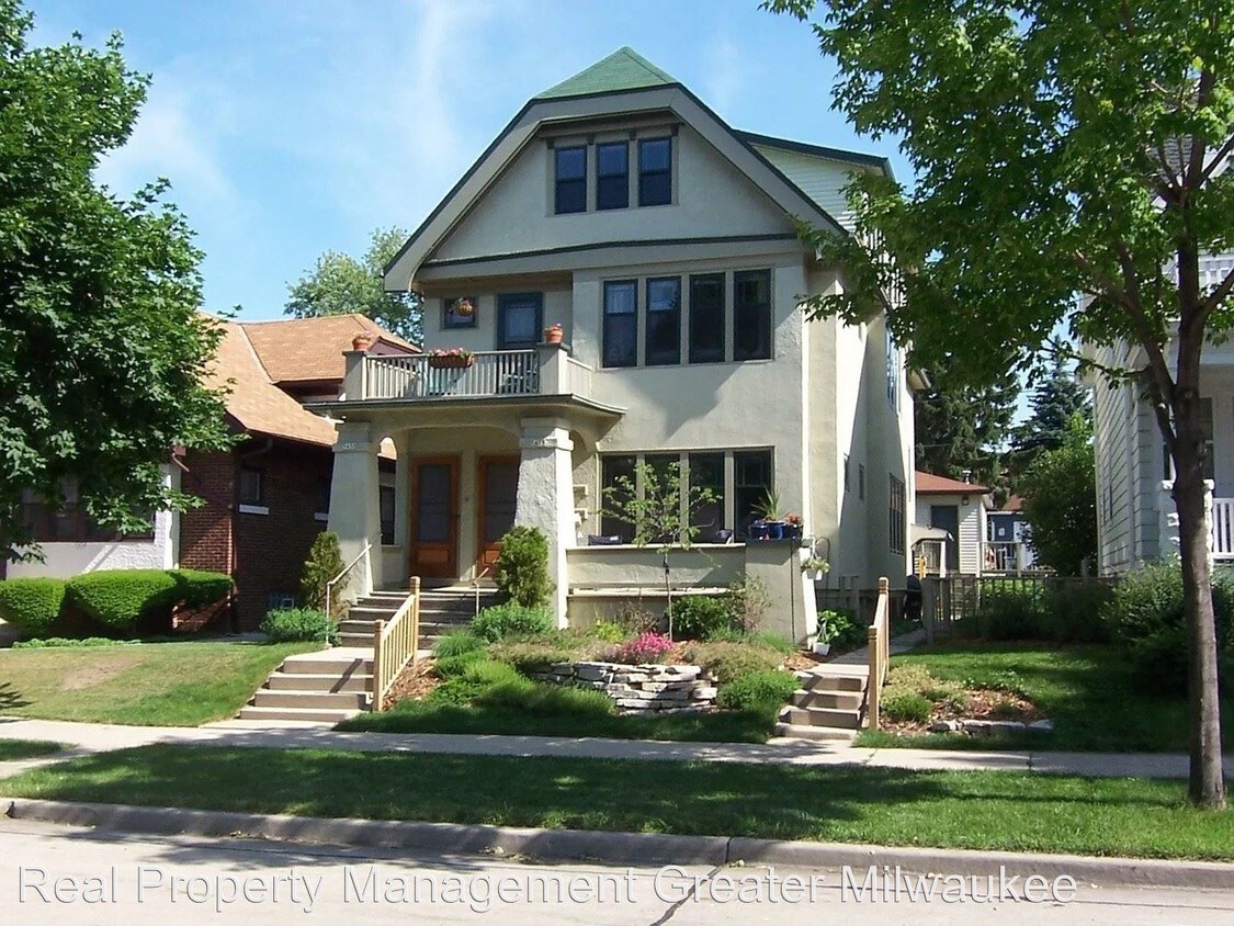 Primary Photo - 5428-5430 W Cherry St