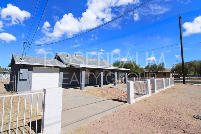 Primary Photo - Charming 2-bedrooms, 1-bath home in the he...