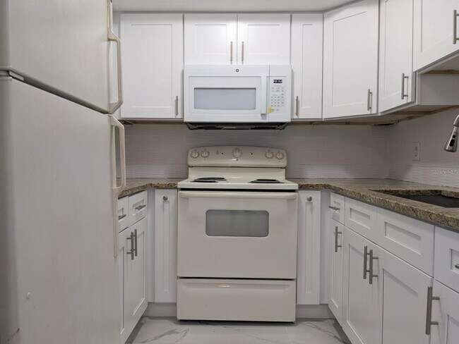 Building Photo - 1240 70th St N