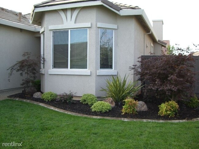 Building Photo - 3 br, 2 bath House - 11855 Blue Topaz Way