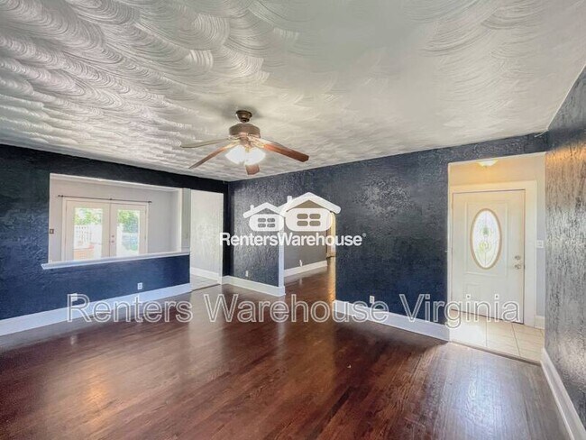 Building Photo - 824 Lesner Ave