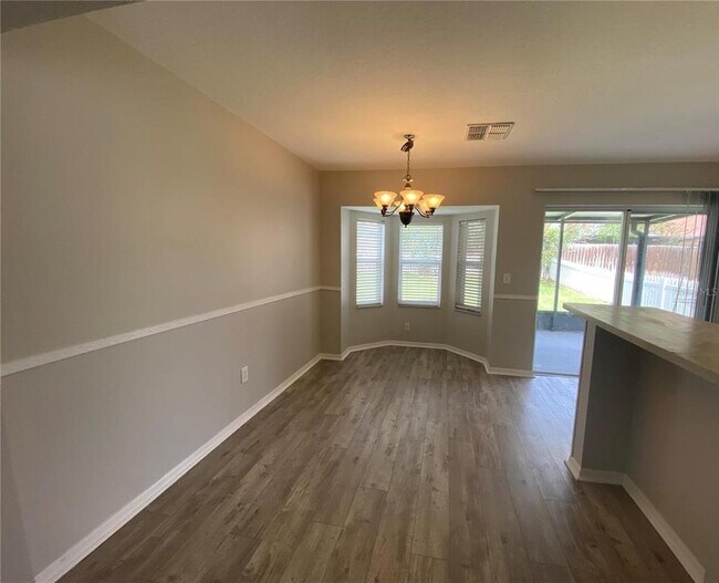 Foto del edificio - 5619 Tanagergrove Way