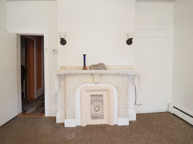 Building Photo - 42 Magazine St