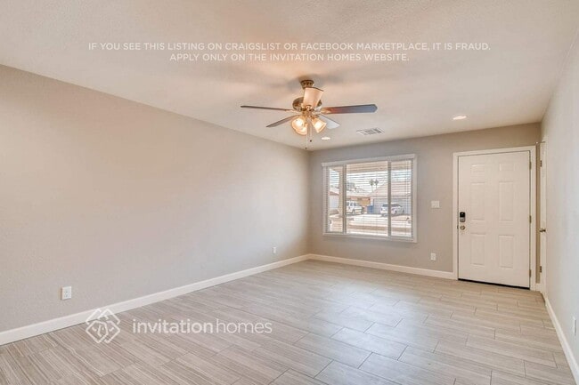 Building Photo - 2450 E Hermosa Dr