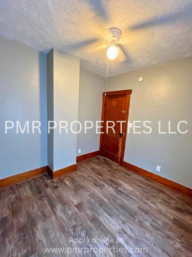 Building Photo - 2Bedroom / 1Bathroom House