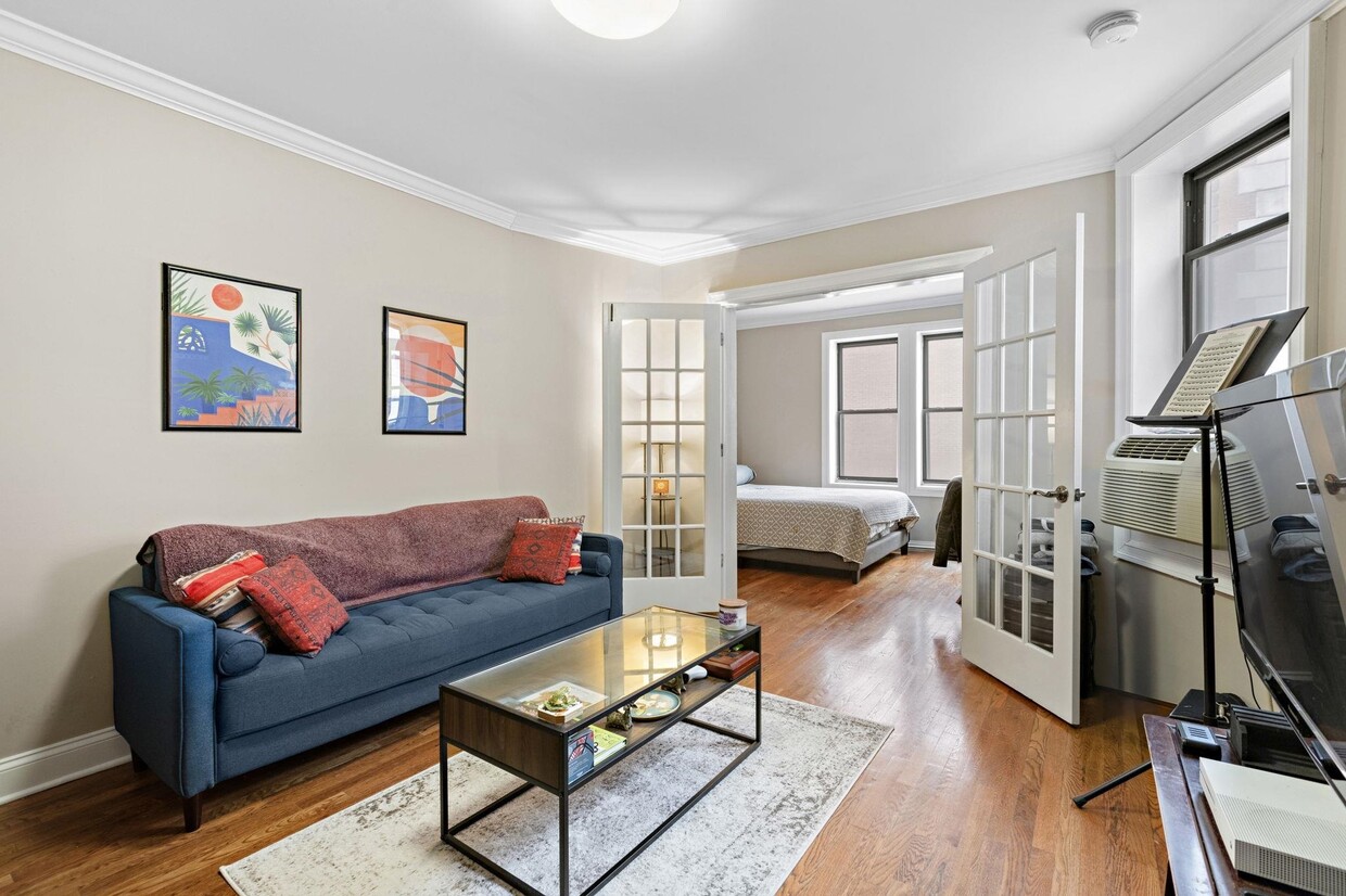 Foto principal - 151 Sip Ave
