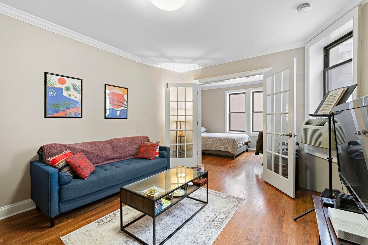 Primary Photo - 151 Sip Ave