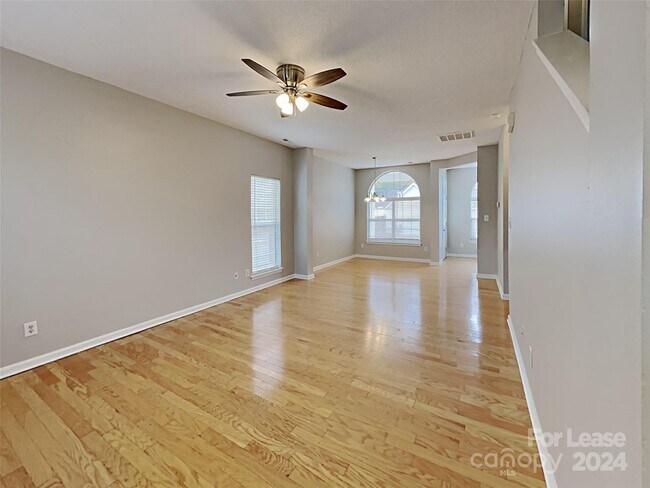 Building Photo - 9246 Kimmel Ln