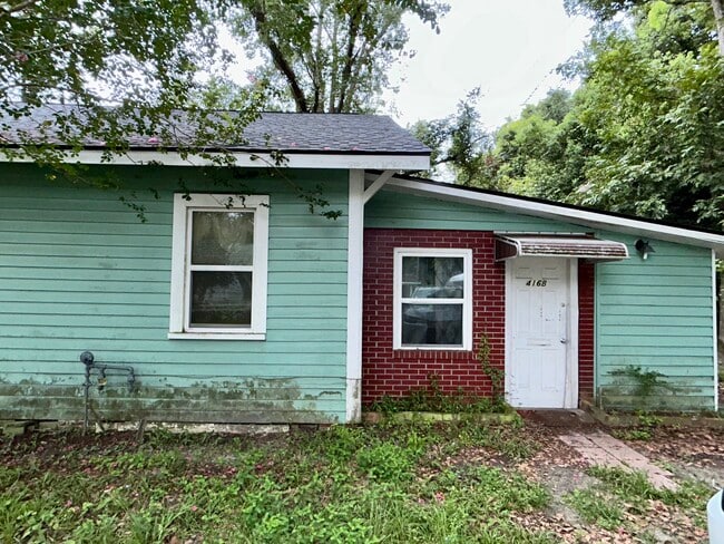 Building Photo - 416 N Tillman St