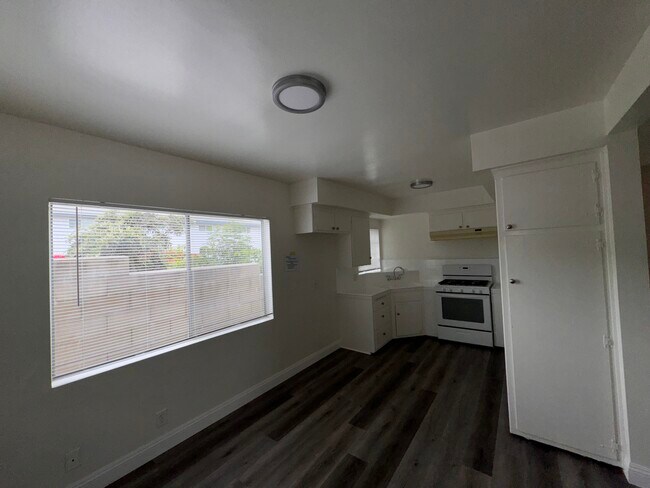 Foto del edificio - 421 N Idaho St