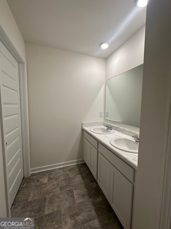 Foto del edificio - 362 Friendship Oak Wy