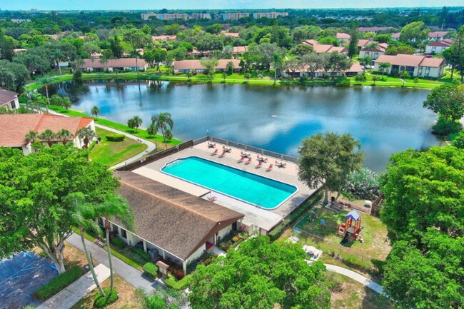 Foto del edificio - 4955 Sable Pine Cir