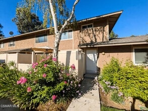 Building Photo - 28713 Conejo View Dr