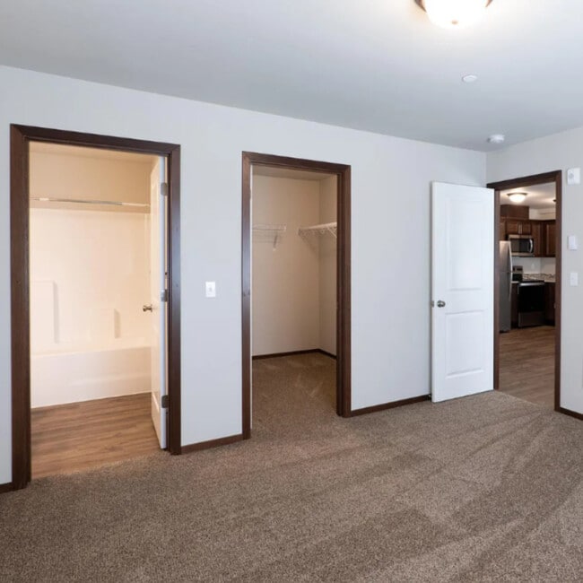 Building Photo - Remington Place Apartments