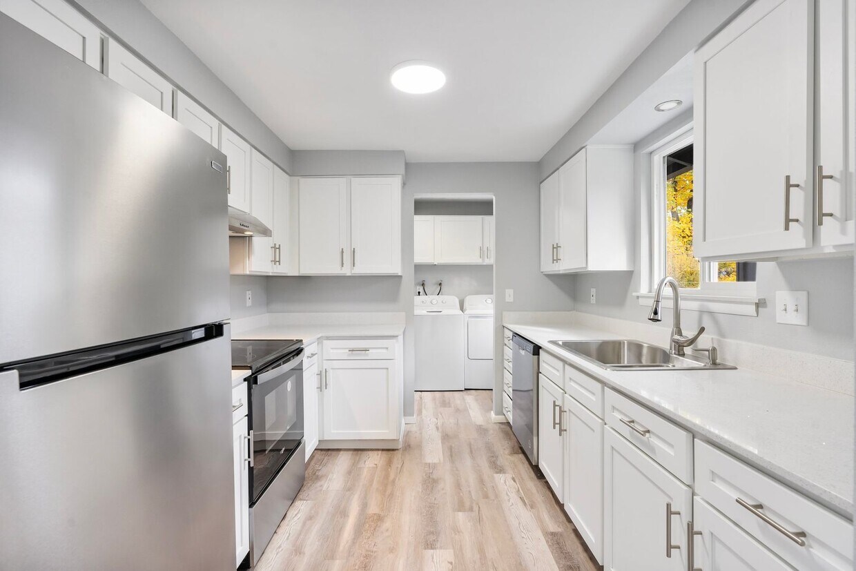 Foto principal - 5331-5335 West Linn