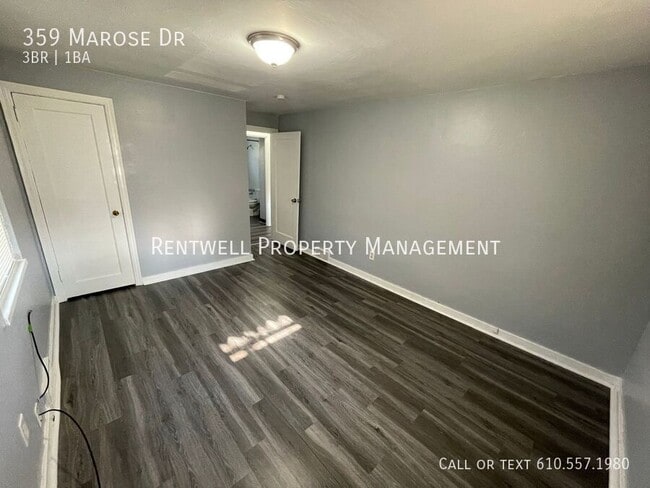 Building Photo - 359 Marose Dr