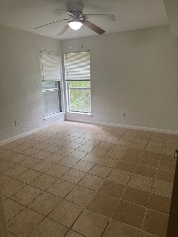 Building Photo - 4031 Briarglen Dr