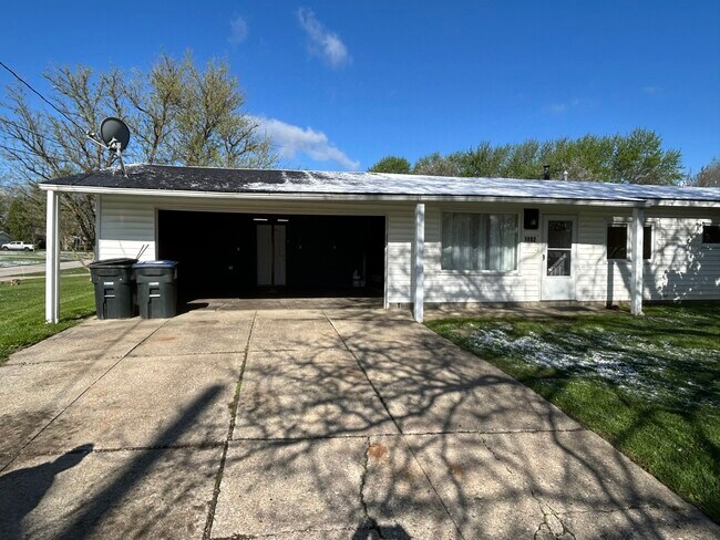 Foto del edificio - 1882 Paul Dr