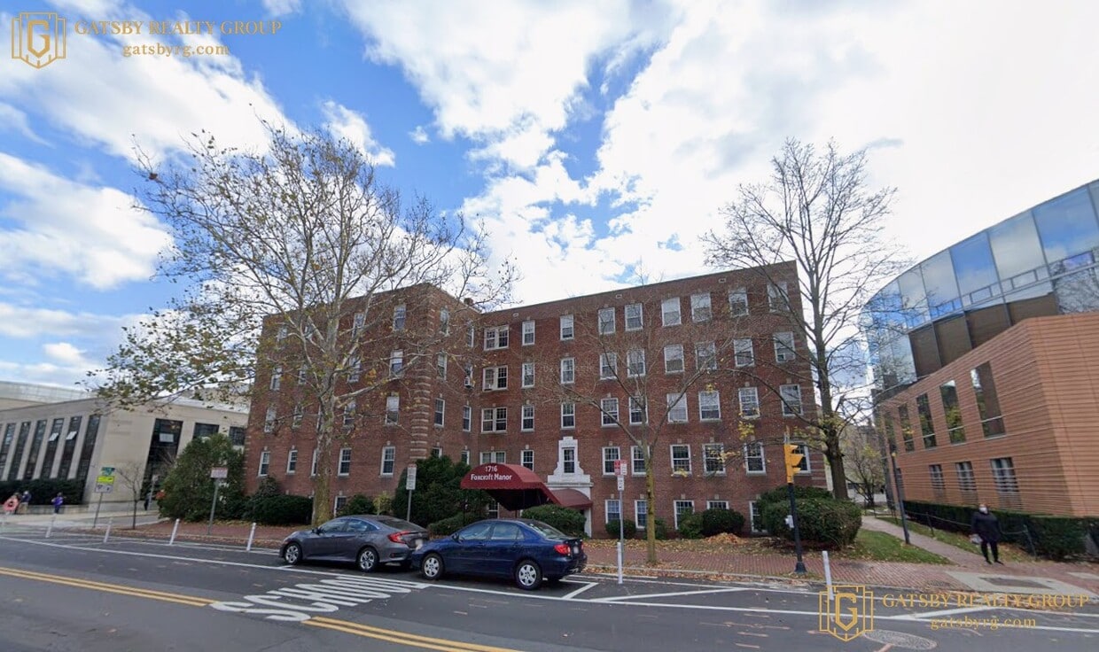 Building Photo - 1709 Cambridge St