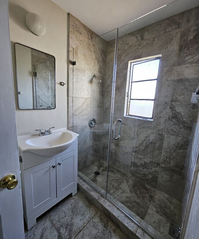 Building Photo - Apartments Available Now